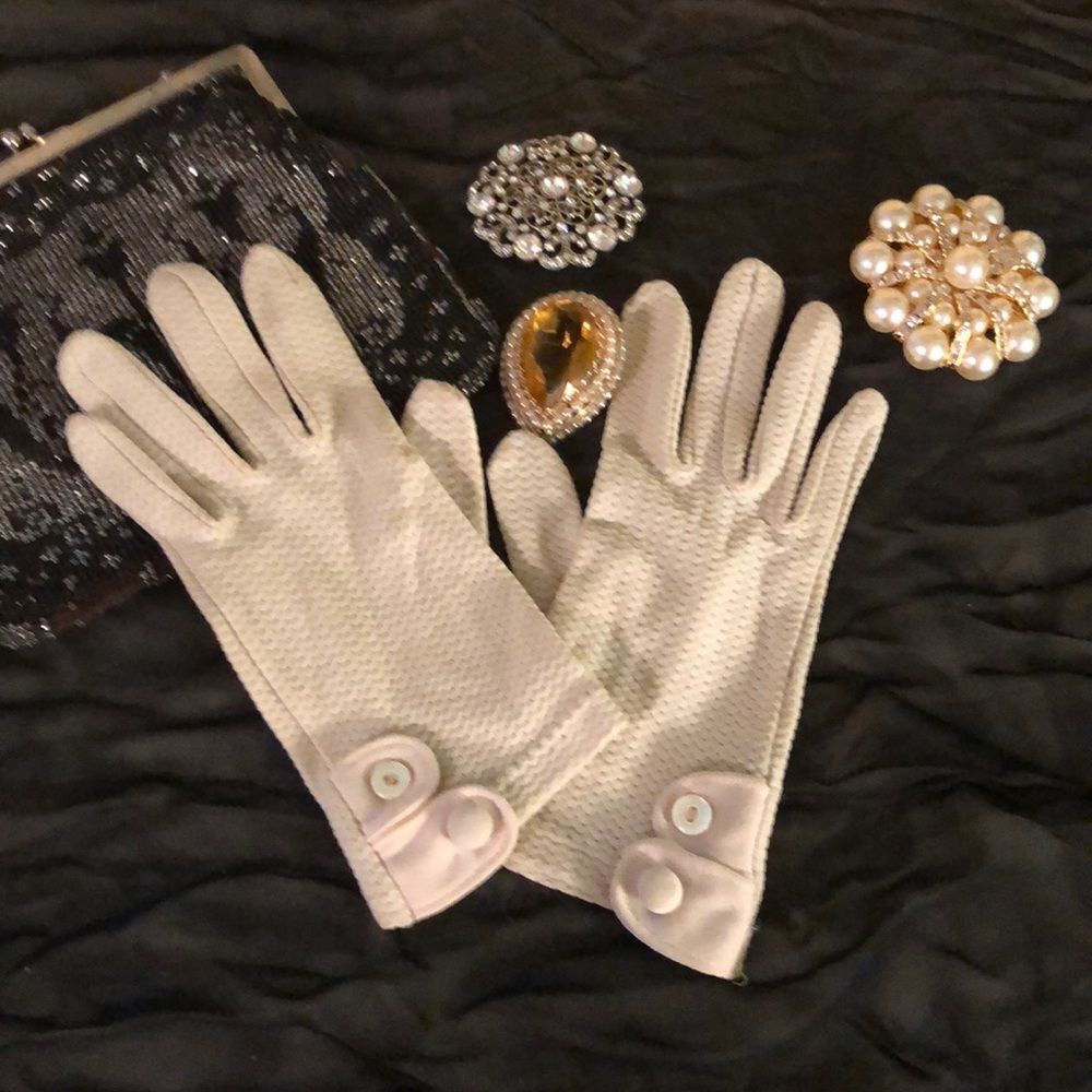 Vintage Off White Knit Ladies/Girls Gloves Small